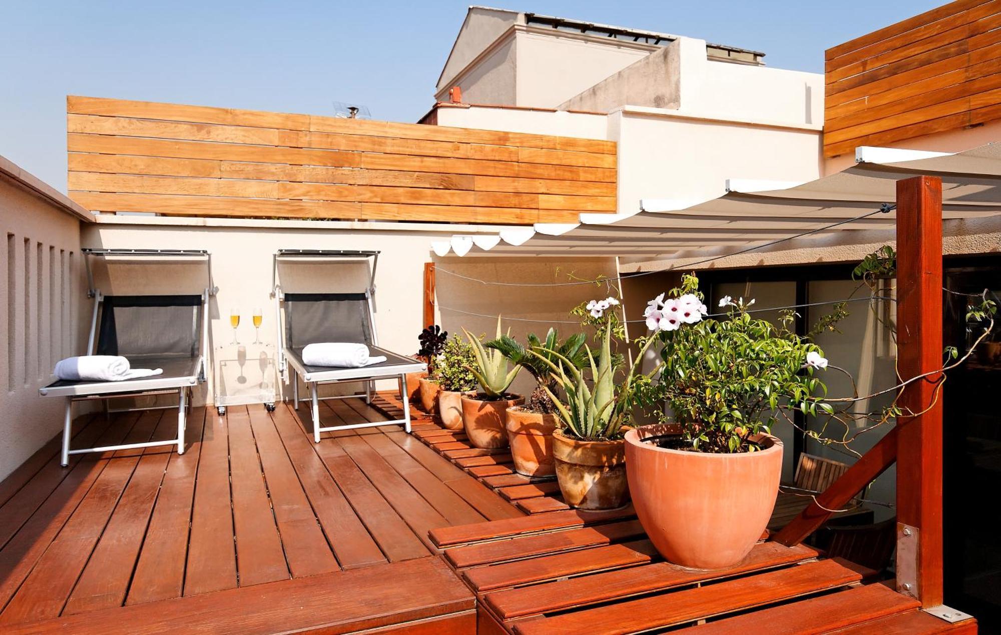 Inside Barcelona Apartments Mercat Bagian luar foto