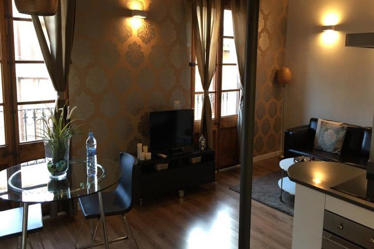 Inside Barcelona Apartments Mercat Bagian luar foto