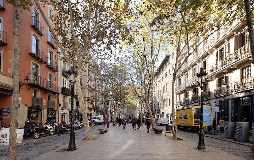 Inside Barcelona Apartments Mercat Bagian luar foto
