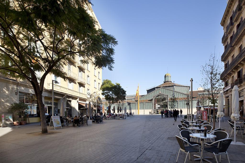 Inside Barcelona Apartments Mercat Bagian luar foto
