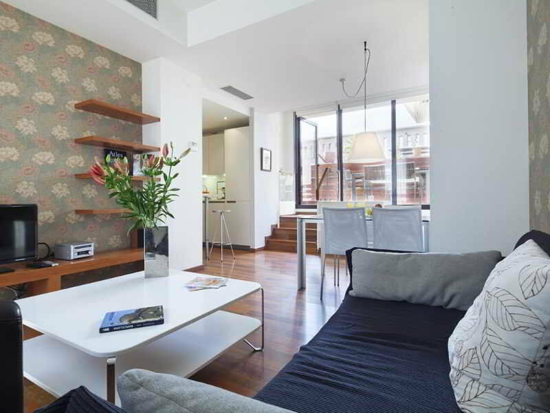 Inside Barcelona Apartments Mercat Bagian luar foto