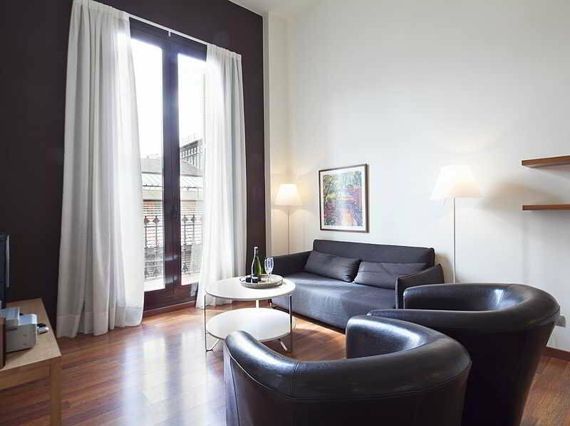 Inside Barcelona Apartments Mercat Bagian luar foto
